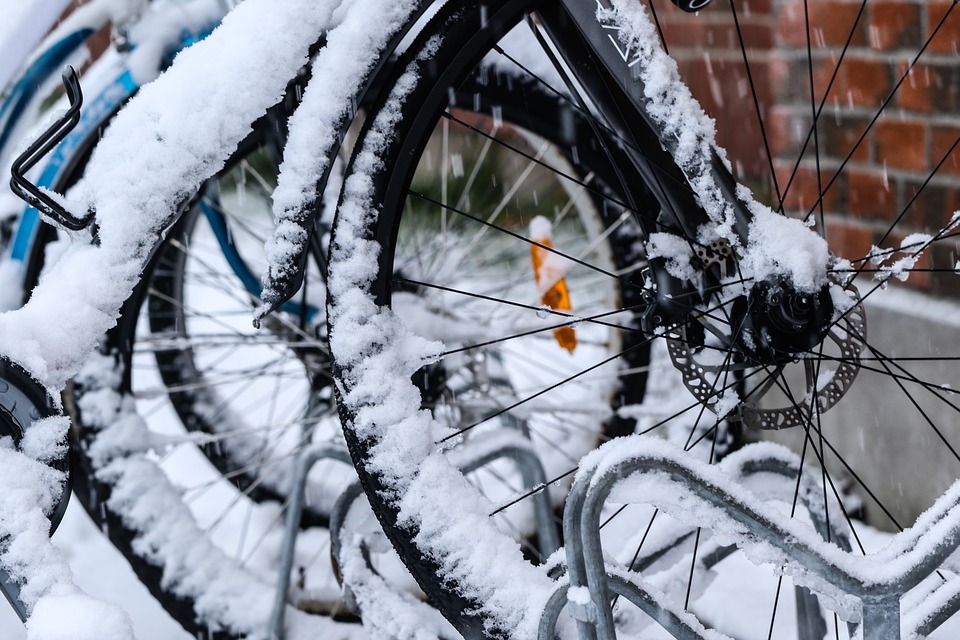 snow on bicycle tyres