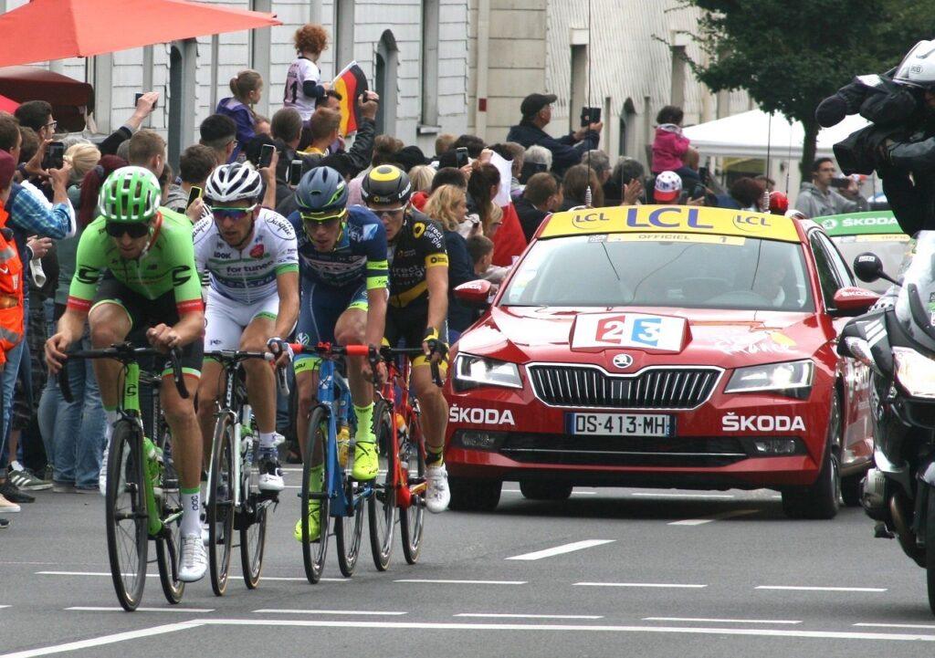 tour de france cyclists