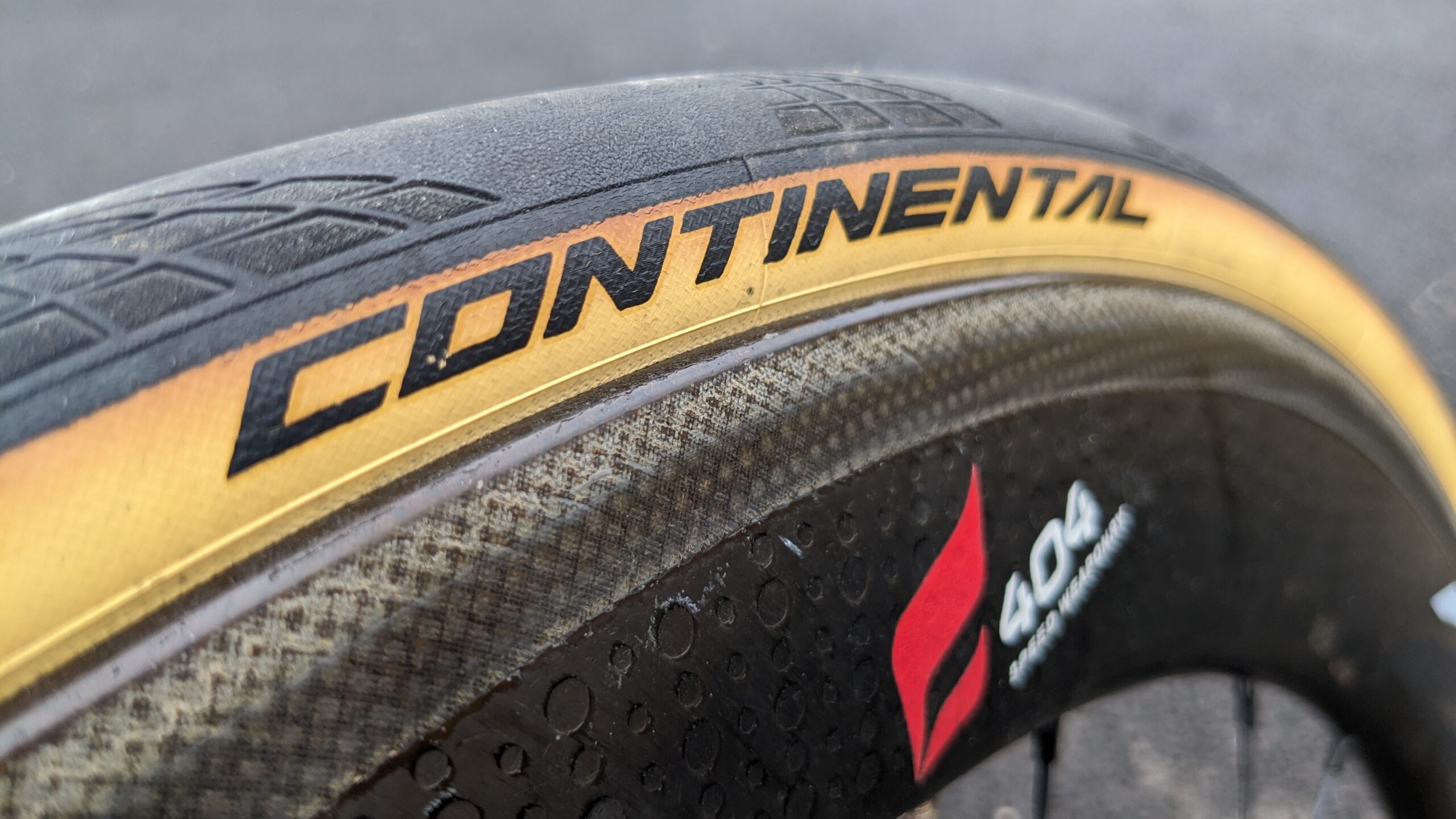 Continental tan wall road tyre