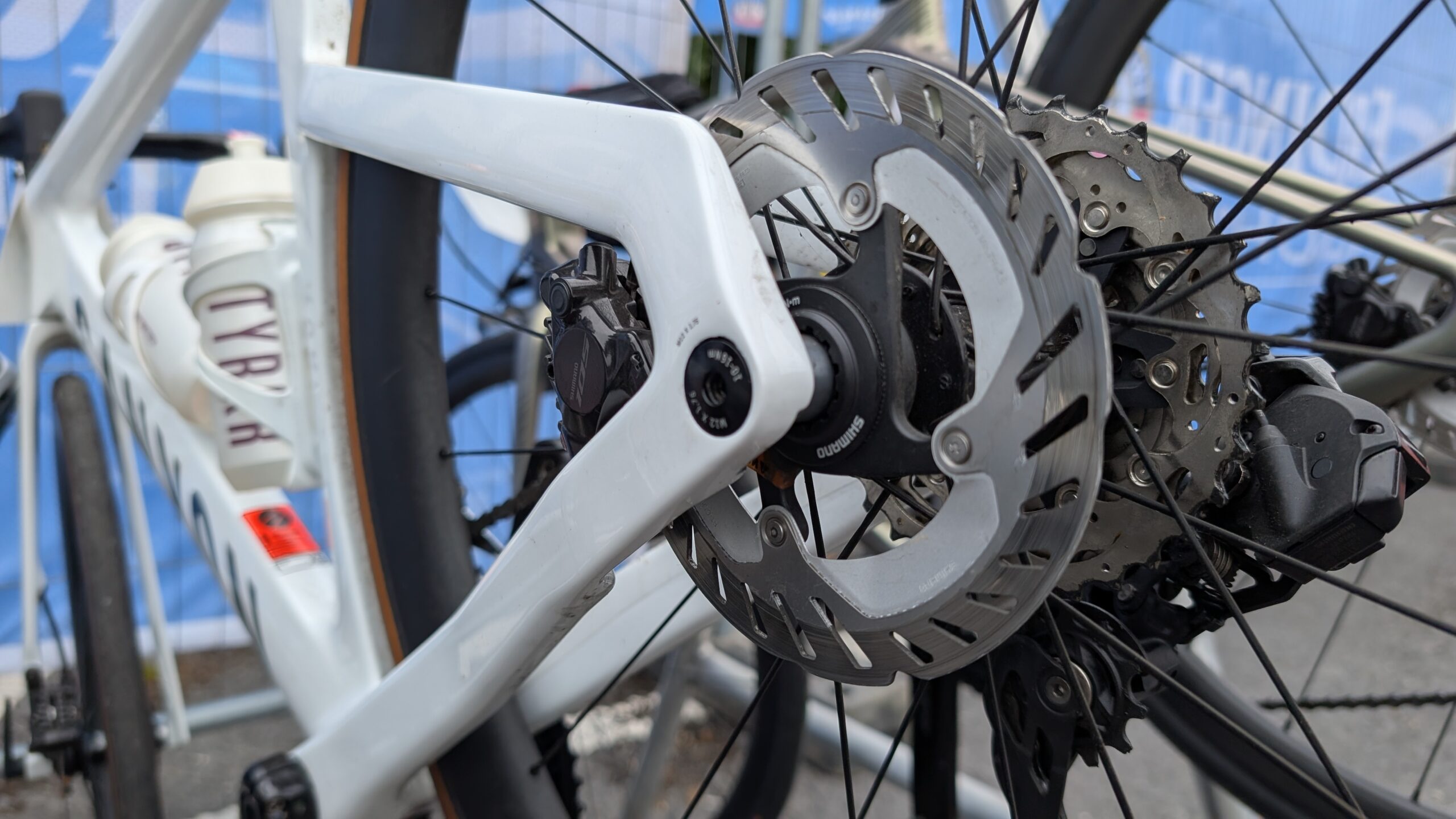 Shimano 105 Hydraulic brake